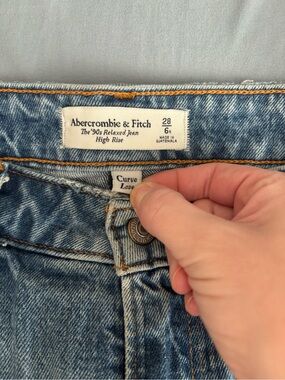 Abercrombie & Fitch Light Blue High-Rise Jeans - Curve Love